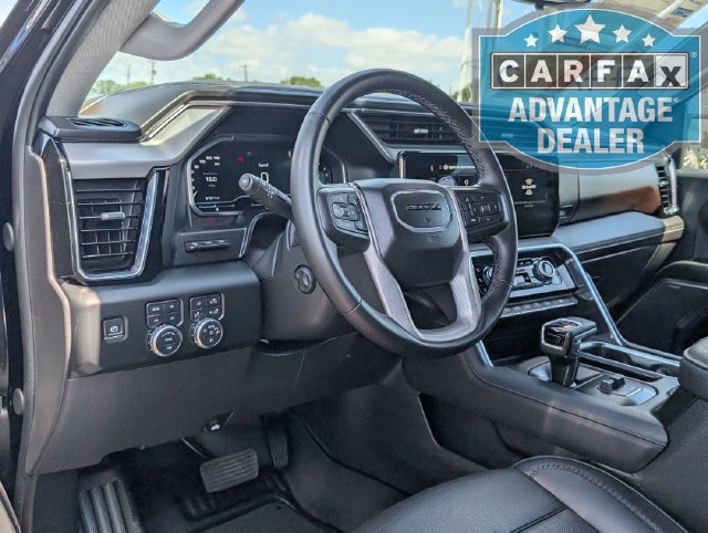 Used 2024 GMC Sierra 1500 Denali w/ Technology Package AWD/4WD image 5