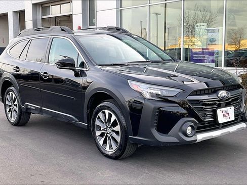 Certified 2025 Subaru Outback Limited image 39