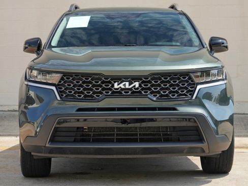 Used 2022 Kia Sorento S AWD/4WD image 6