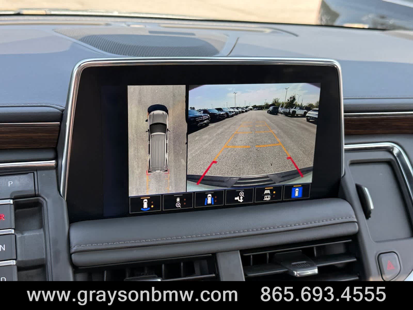 Used 2024 Chevrolet Suburban High Country w/ Premium Package AWD/4WD image 34