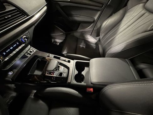 Used 2024 Audi Q5 2.0T Premium Plus w/ Premium Plus Package image 27