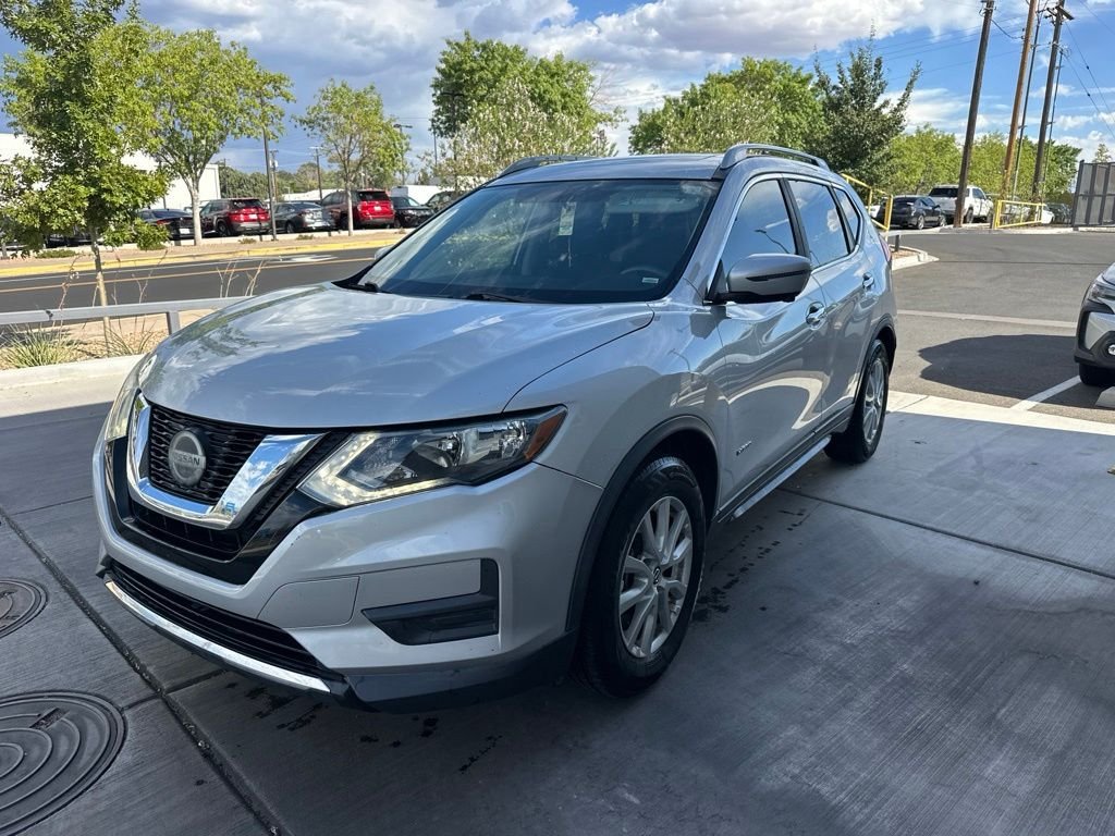 Used 2018 Nissan Rogue SV w/ Premium Package FWD image 1