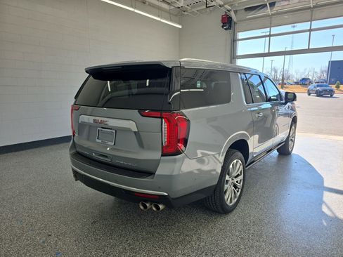 Used 2024 GMC Yukon XL Denali w/ Denali Reserve Package image 5