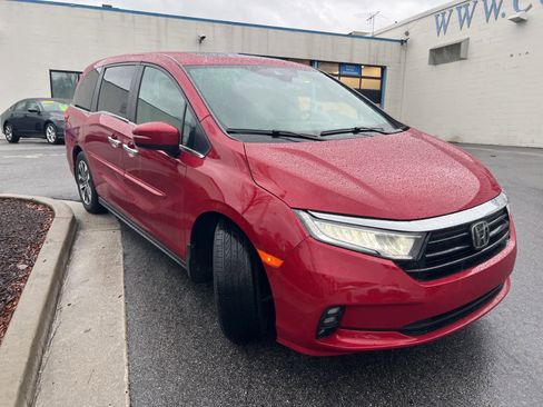 Used 2023 Honda Odyssey EX-L image 12