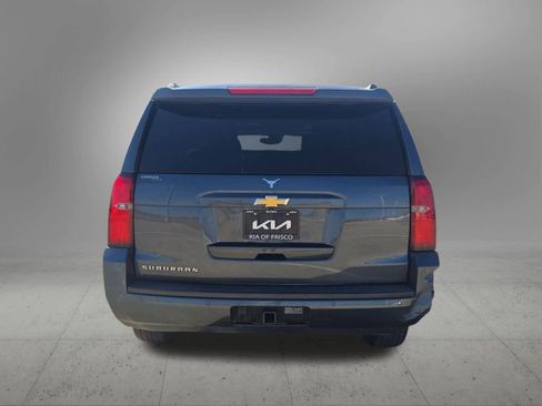 Used 2020 Chevrolet Suburban LT image 5