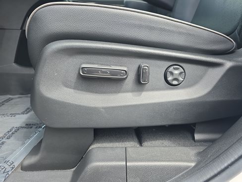 Used 2025 Honda Odyssey Elite image 30