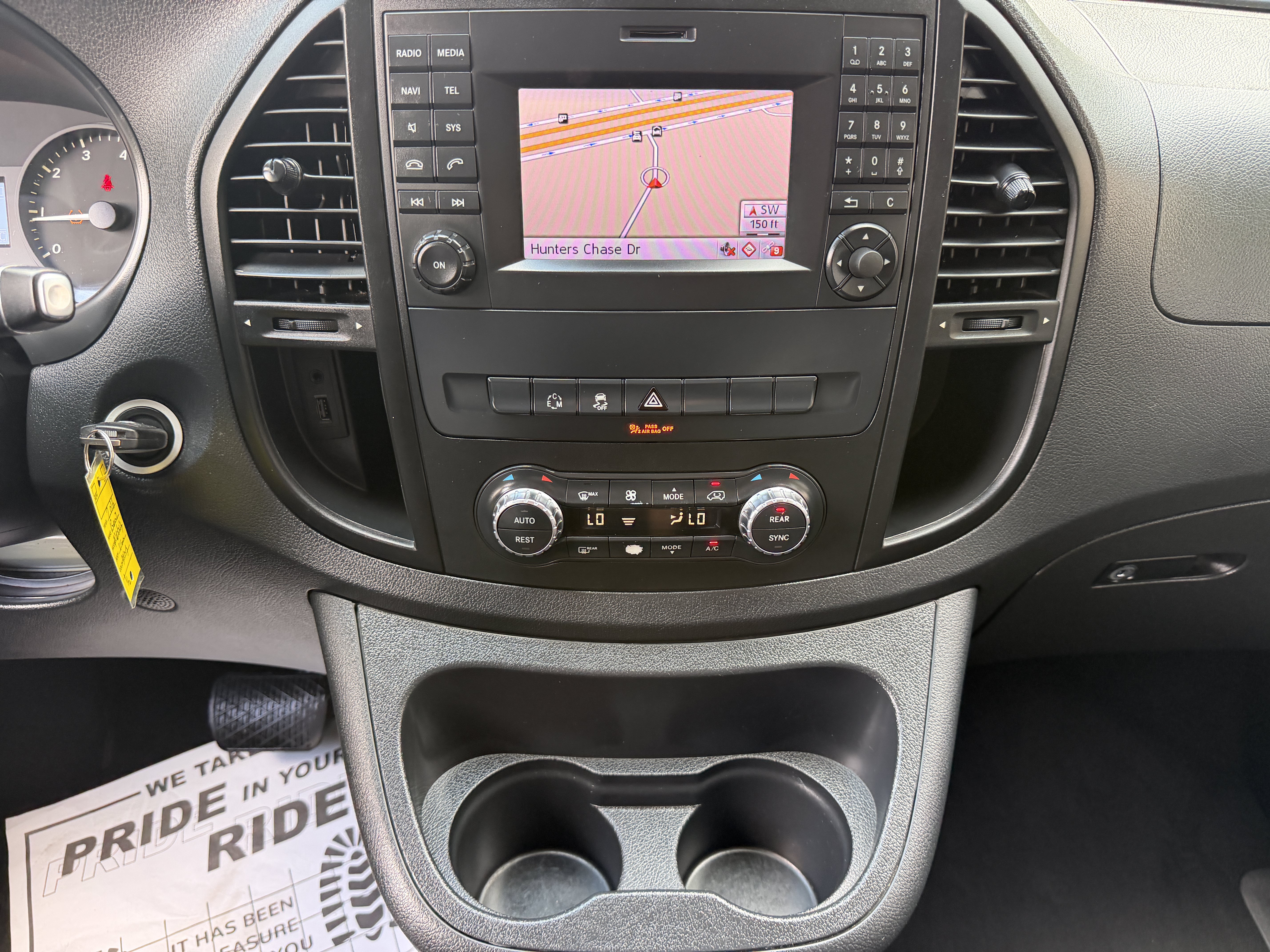 Used 2016 Mercedes-Benz Metris Passenger image 29