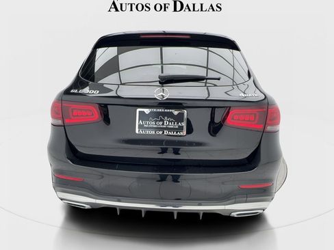 Used 2022 Mercedes-Benz GLC 300 4MATIC w/ AMG Line image 9