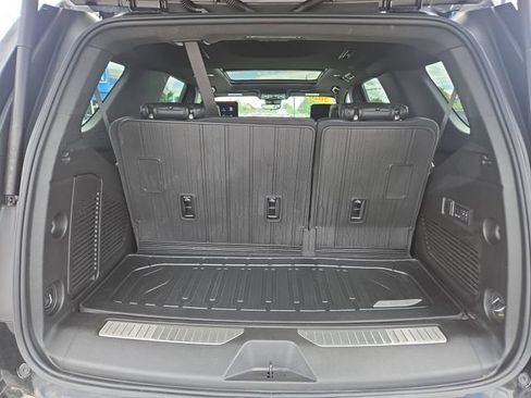 Used 2026 GMC Yukon Denali w/ Advanced Technology Package AWD/4WD image 36