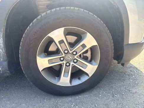 Used 2024 Honda Pilot EX-L image 10