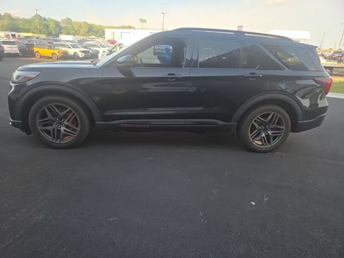 Used 2026 Ford Explorer ST AWD/4WD image 6