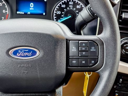 Used 2023 Ford F150 XLT w/ Trailer Tow Package image 35