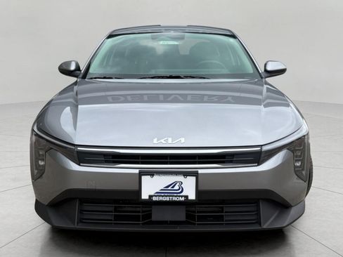 Used 2025 Kia K4 FWD image 4