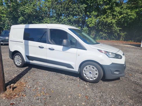 Used 2018 Ford Transit Connect XL image 4