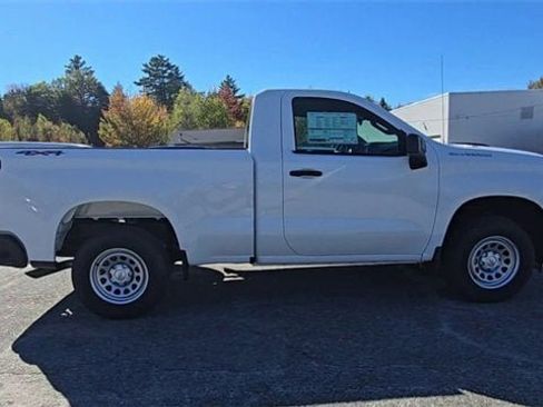 New 2026 Chevrolet Silverado 1500 W/T image 9