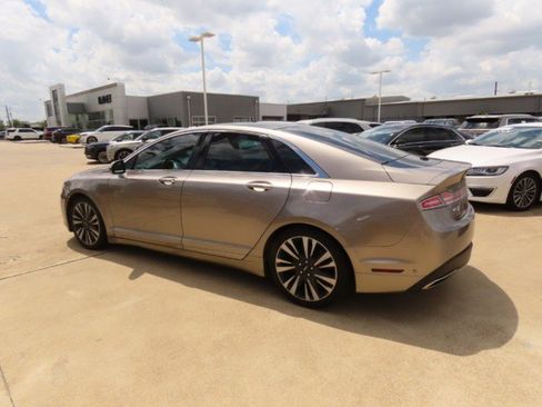 Used 2019 Lincoln MKZ Reserve w/ Luxury Package image 13