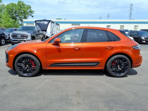 Used 2023 Porsche Macan GTS AWD/4WD image 2