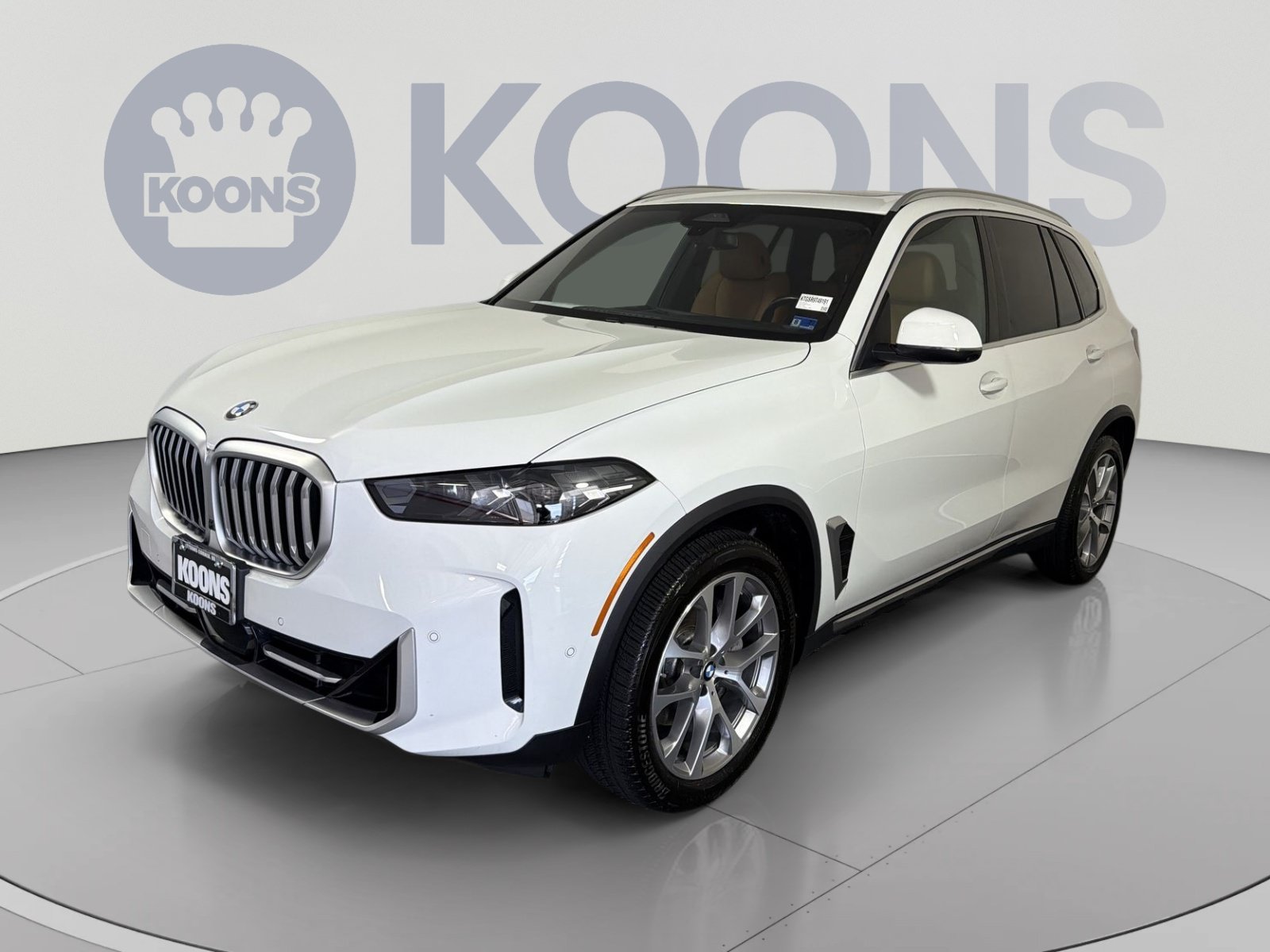 Used 2024 BMW X5 xDrive40i w/ Parking Assistance Package AWD/4WD image 1