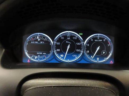 Used 2015 Jaguar XJ image 20