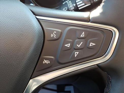 Used 2024 Chevrolet Equinox LT image 17