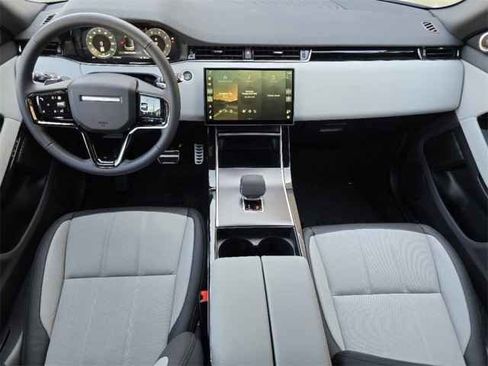 New 2026 Land Rover Range Rover Evoque Dynamic SE AWD/4WD image 30