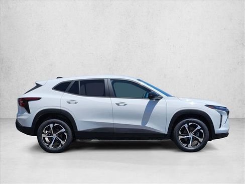 New 2026 Chevrolet Trax RS FWD image 5