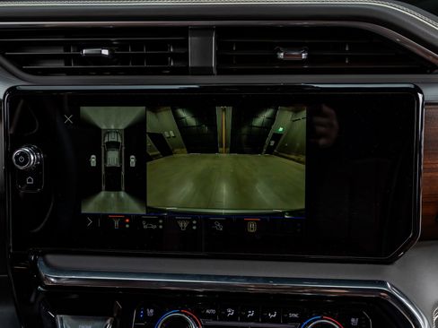 Used 2026 GMC Sierra 3500 Denali Ultimate image 25