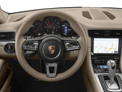 Used 2018 Porsche 911 Carrera RWD image 7