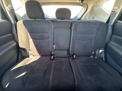 Used 2015 Nissan Murano SV image 27