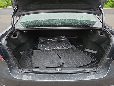 Used 2022 Subaru Legacy Premium AWD/4WD image 28