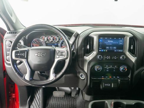 Used 2020 Chevrolet Silverado 1500 LT Trail Boss w/ Bed Protection Package image 12