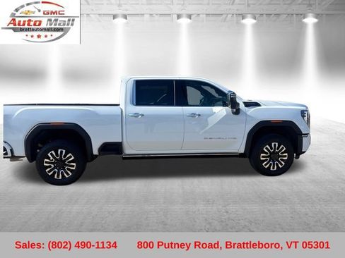 Certified 2025 GMC Sierra 3500 Denali Ultimate w/ Snow Plow Prep/Camper Package AWD/4WD image 8