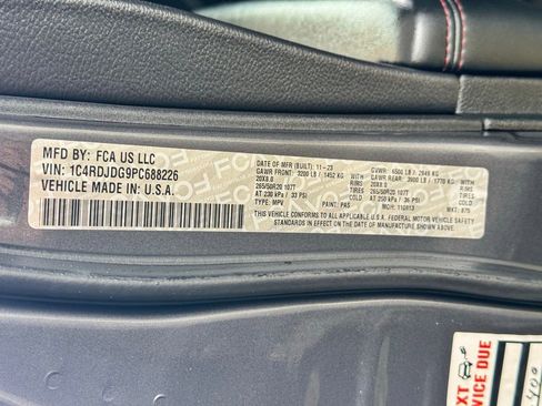 Used 2023 Dodge Durango GT image 34