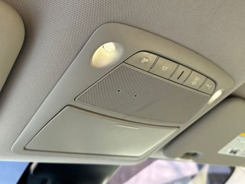 Used 2021 Nissan Rogue Sport SV image 28