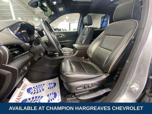 Used 2023 Chevrolet Traverse Premier AWD/4WD image 26