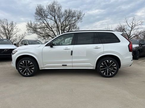 New 2026 Volvo XC90 B6 Ultra w/ Protection Package image 4