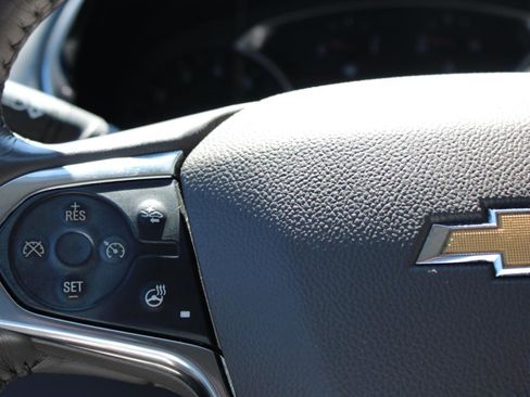 Used 2020 Chevrolet Traverse LT w/ Driver Confidence II Package image 21