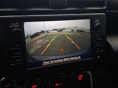 Used 2024 Toyota GR86 Premium image 18