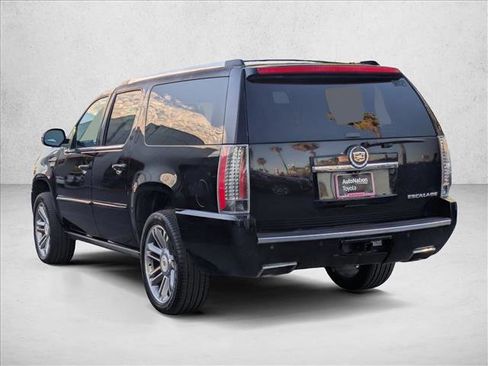Used 2014 Cadillac Escalade ESV Premium image 8