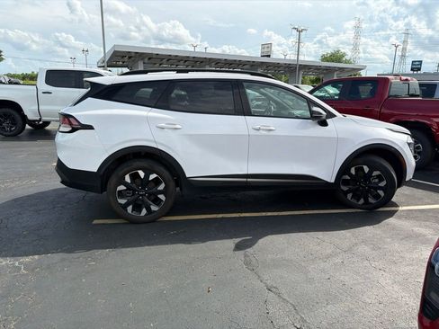 Used 2023 Kia Sportage X-Line AWD/4WD image 5