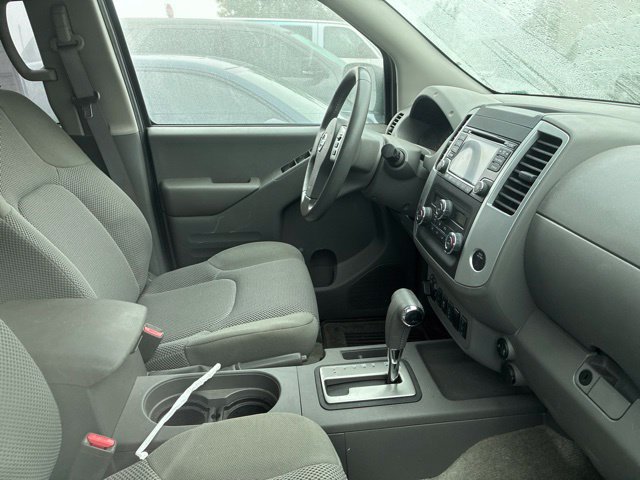 Used 2018 Nissan Frontier SV w/ Value Truck Package AWD/4WD image 5