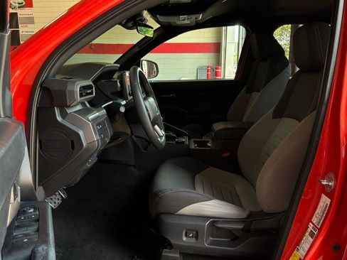 Used 2024 Toyota Tacoma TRD Sport RWD image 10