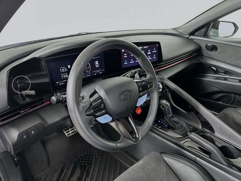 Used 2025 Hyundai Elantra N FWD image 10