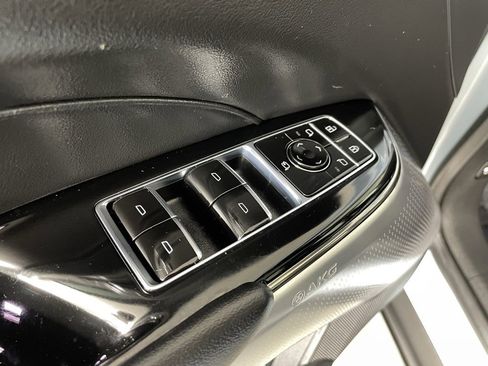 Used 2025 Cadillac Lyriq Sport image 19