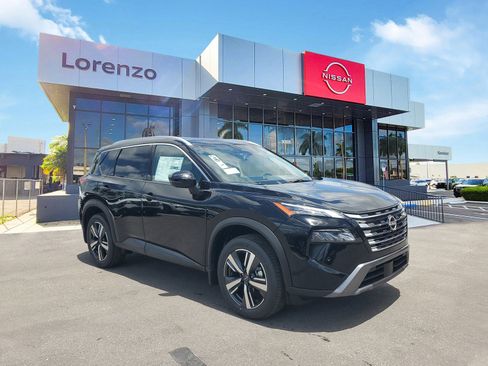 New 2025 Nissan Rogue SL w/ SL Premium Package image 3