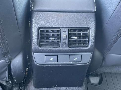 Used 2017 Subaru Outback 2.5i Limited image 14