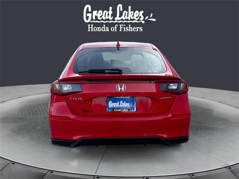 Used 2023 Honda Civic Sport image 4