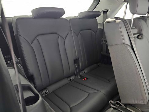 Used 2023 Audi Q7 2.0T Premium Plus w/ Premium Plus Package AWD/4WD image 13