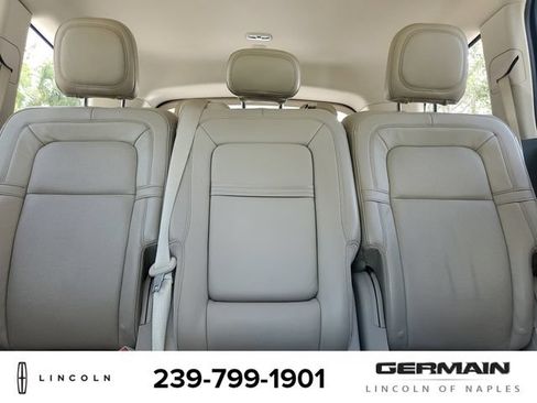 Used 2020 Lincoln Aviator Reserve RWD image 32