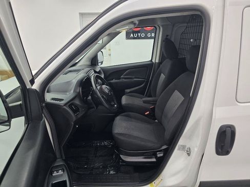 Used 2020 RAM ProMaster City Tradesman SLT FWD image 10